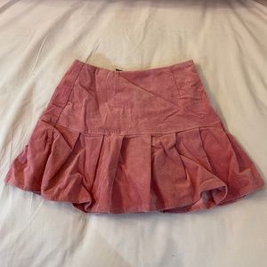 Pleated mini skirt
